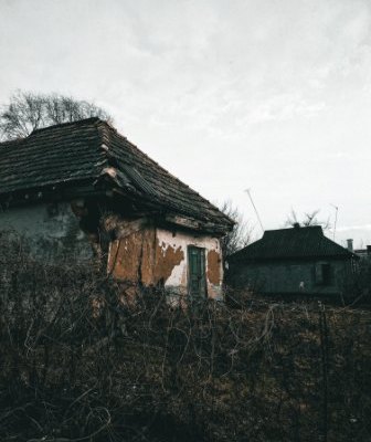 A Guide to Capturing Forgotten Places Through Photography