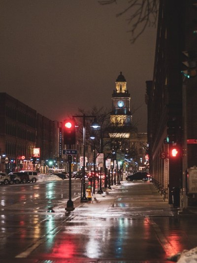 Capturing the Essence of Iowa's Urban Beauty: A Photographer's Guide